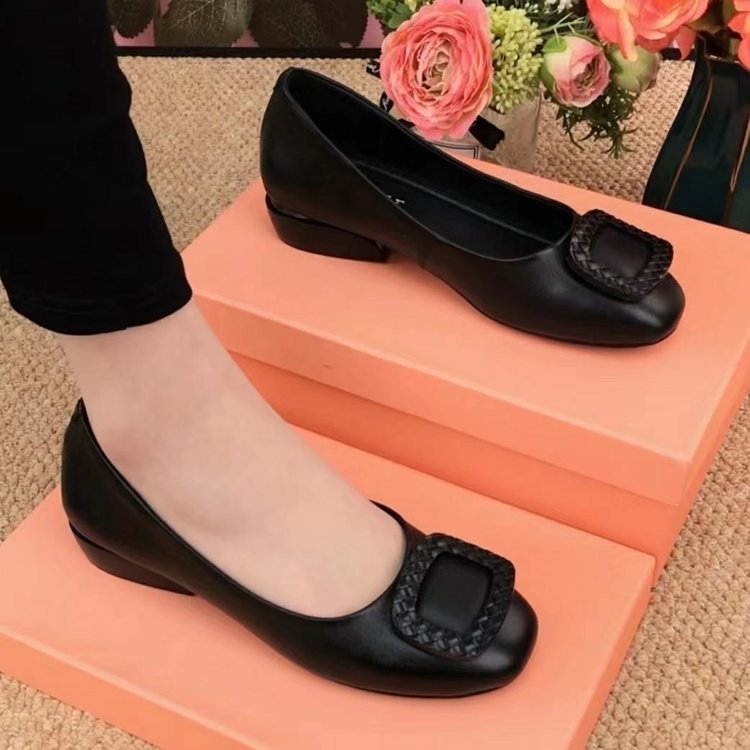 🔥【35-41】👠2025 Damskie buty skórzane z miękką podeszwą i grubym okrągłym obcasem-3930451