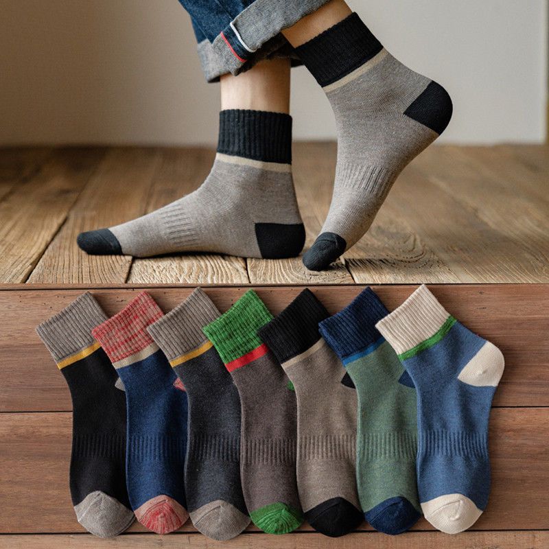 😍🧦 【10 par 】 Ciepłe wełniane skarpetki antybakteryjne i dezodorujące na jesień i zimę-3856927