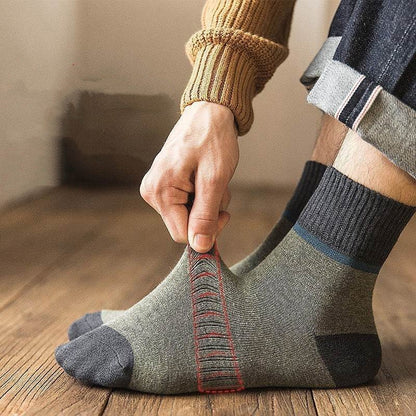 😍🧦 【10 par 】 Ciepłe wełniane skarpetki antybakteryjne i dezodorujące na jesień i zimę-3856927
