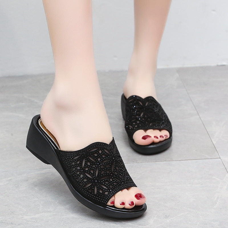 Rabat fabryczny 45%【35-42】Papuci papuci antiderapanti confortabili de vara pentru femei. Se potrivește piciorului elegant și confortabil.